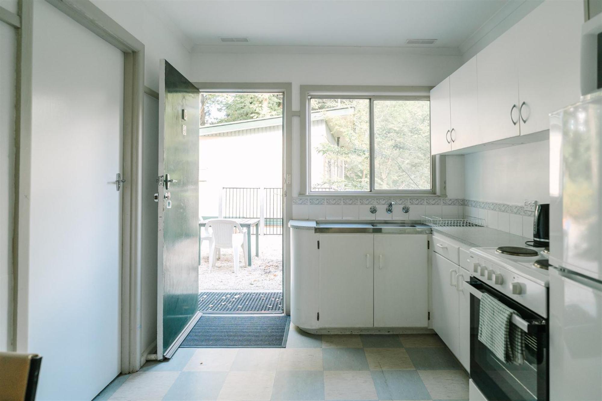 Alpine Riverside Cottages Porepunkah Bagian luar foto
